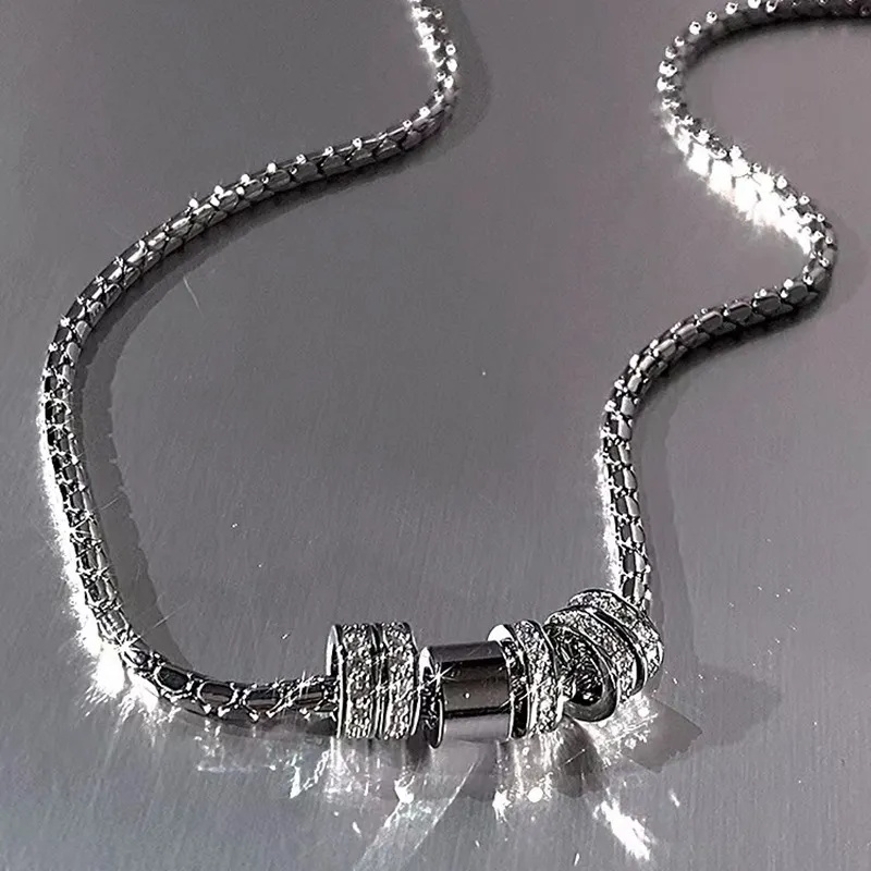 コールドウィンドフラッシュペンダントネックレス